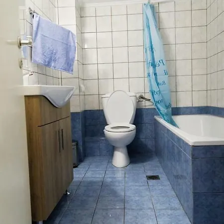 Central Modern With Superfast Wifi *